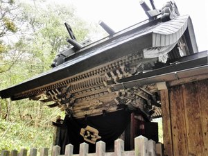 【八重垣神社】車で約1分、縁結びのルーツ!1661年建造でヤマタノオロチ神話でスサノオとイナタヒメが祭神