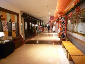 �A�~���v���U����5F���H�R�[�i�[�ł���