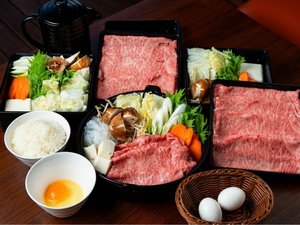 ご夕食イメージ(すきやき2名様分)お好みの時間に調理して、お召し上がりいただけます。