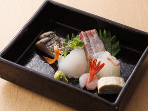 夏のお料理イメージ一例 お造り