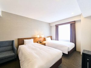■スタンダードツイン■23u/ベッド幅122p×2台