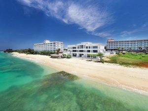 �z�e���O�ϔ����r�[�`�ƃR�o���g�u���[�̊C