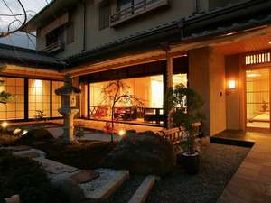 【京都府嵯峨野・嵐山・高雄の高級ホテル・高級旅館】旅亭嵐月