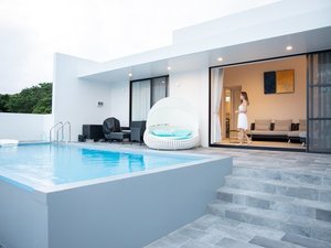 【沖縄県名護市の貸し別荘・コテージ・ヴィラ・コンドミニアム】SARAH RESORT VILLA 海