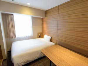 ビジネスにもレジャーにも最適なお部屋で、ゆっくりとお過ごしください。(写真はヴィアインシングル)