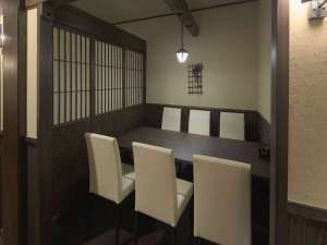 �P�K�����H����