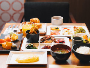 【朝食】1日の始まりに嬉しいバリエーション豊かな和洋ビュッフェ
