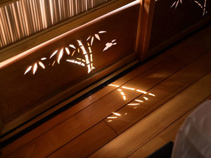 �ӂƉ��������L�����Ăъo�܂����A�Ö��ƕ��ɓ��̉�������