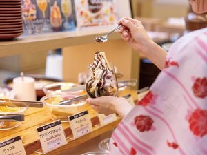 夕食ビュッフェ:夜パフェ