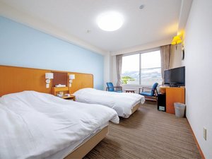 阿蘇山側洋室