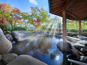 露天風呂(秋)