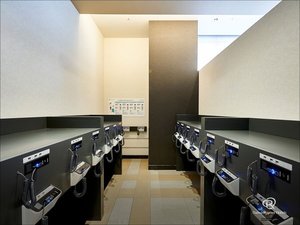 1階荷物ロッカー(無料)