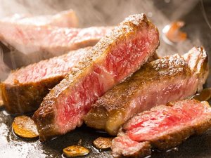 ステーキ弁当をお部屋で