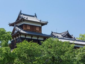 【当館から車で約7分】豊臣秀吉の弟、秀長が築城した城の跡。桜の名所としても知られる「郡山城跡」