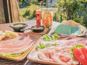 BBQ林を見ながらまったりと、焼く人にも時間を