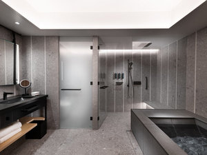 �y���E���W���T�t�z�L���O���s�X�C�[�g�i��X�y�[�X����j