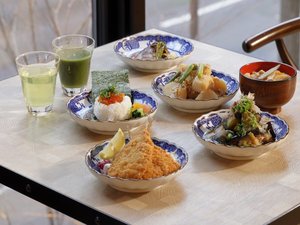 朝食