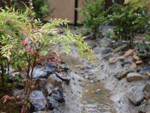 ���򋽂̒����U������̂��������߁B