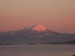 大山 伯耆富士とよばれる程美しい大山!夕日に映えて綺麗です
