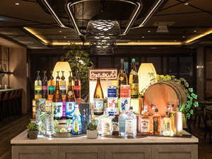 【ウェルカムバー(無料)】バータイム 16:00〜20:00,ソフトドリンク 16:00〜21:30(時間は変更の場合あり)
