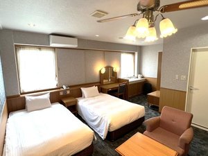 デラックスツイン