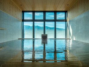 大浴場内風呂(山側)
