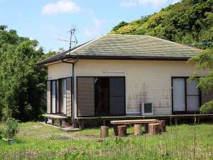 【宮崎県日向・延岡・高千穂の貸し別荘・コテージ・ログハウス】ささやかなおうち 崎田串間