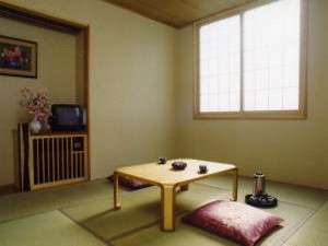 �A���x���S�@�{�c���̎{�ݎʐ^1