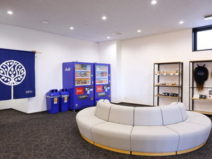 館内設備 1Fソフトドリンク自動販売機