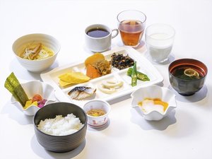 朝食バイキング和食盛り付け例