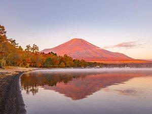 夕暮れの富士山