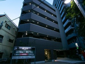 �����h�[���W�f���X�����A�l�b�N�X�̊O�ώʐ^