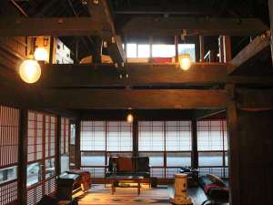 【山梨県の貸別荘・コテージ・ログハウス・コンドミニアム】古民家宿 るうふ 澤之家の宿