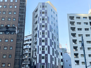 三田駅前外観