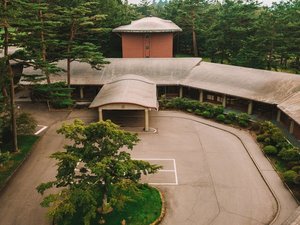 軽井沢プリンスホテル イースト 本館外観イメージ