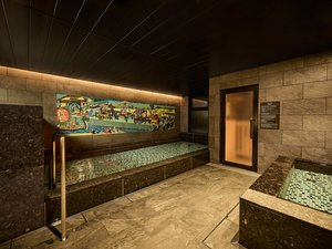 疲れを癒す大浴場