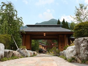 ���̏h�@�[�R�����i�������]�[�g�j2025�N4�����j���[�A��OPEN�̎ʐ^