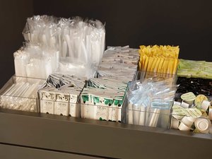 �A���j�e�B�o�[