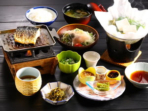 朝食