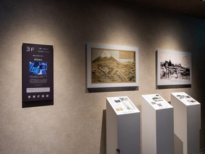 館内パネルで、富士吉田の歴史や、霊峰富士と共に生きてきた地域の人々について、ご案内いたします。