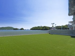 ≪2023年6月16日新規オープン≫ ホテル横に人工芝のdog parkを新設しました♪