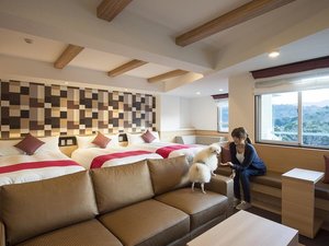 【デラックストリプル】 滞在イメージ。トリプルベッドのお部屋です。