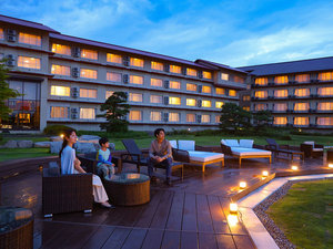 �A�E�g�T�C�h�e���X