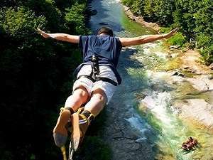 【バンジージャンプ】利根川に向かってレッツバンジー☆スリル満点!迫力満点!絶叫すること間違いなし!