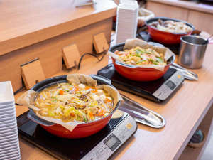 朝食時間【全日】6:30〜9:00 和洋ビュッフェ形式です