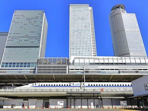 【当館から徒歩7分】中部地方最大のターミナル駅!お買い物・お土産には困りません。「名古屋駅」