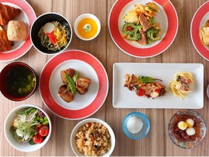 朝食バイキング はなもみ