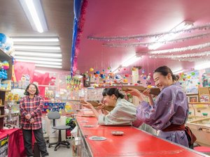 温泉街には射的場も♪夜の散策にオススメ!