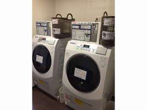 ◆コインランドリー◆2階にご用意しております。洗濯・乾燥一体型です☆