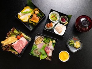 豪華4段重
